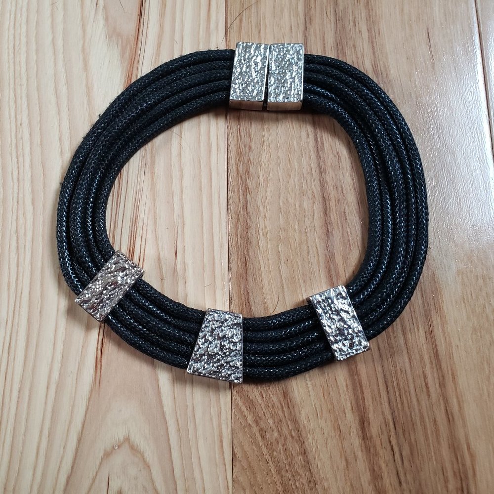 Wide Collar Necklace
